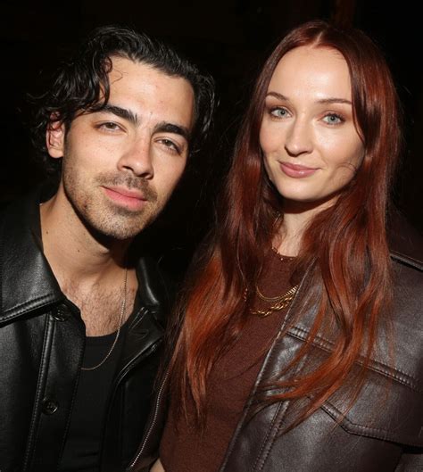 Joe Jonas allegedly caught Sophie Turner in compromising Ring。